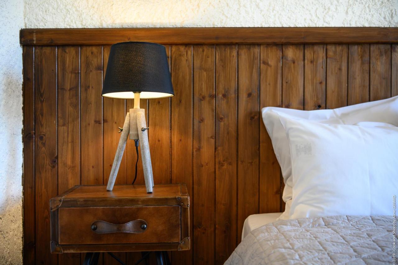 Auberge Lo Robur Roure Eksteriør billede